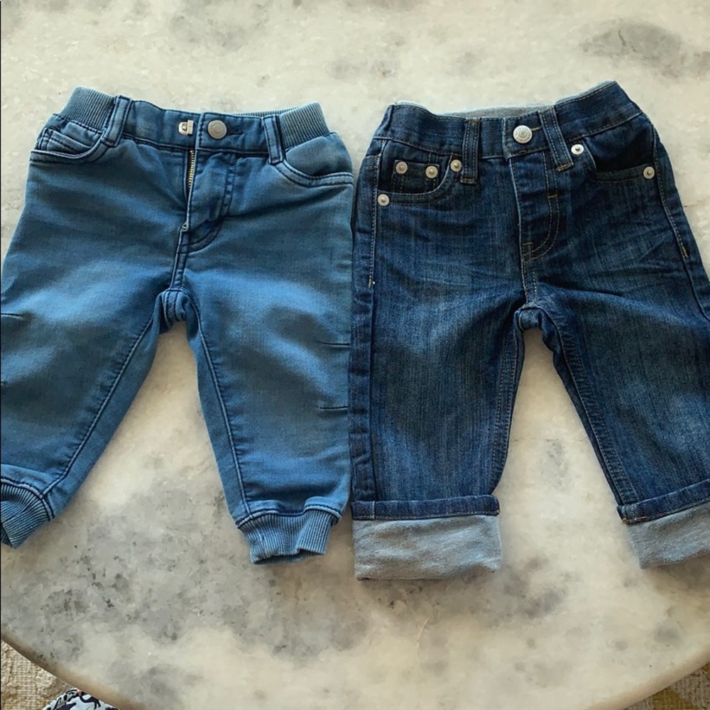 👖2 PAIR BABY LEVI’S LIKE NEW! 12M👖